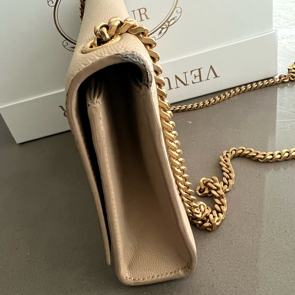 Saint Laurent Small Monogram Kate Bag in Beige - Picture 10 of 11